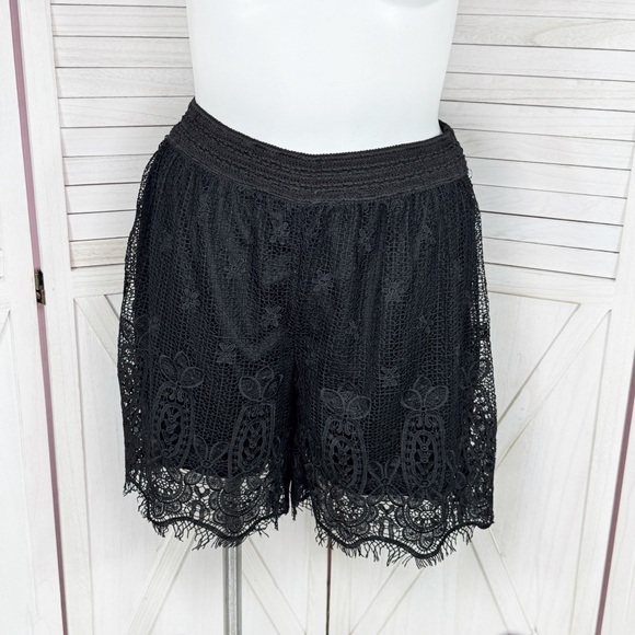 Ashley Stewart Lace High Waist Bermuda Pull On Shorts Black 14 16 Boho Goth - Picture 1 of 13